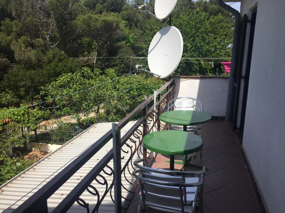 Apartments Porec Beach Area Simo Екстер'єр фото