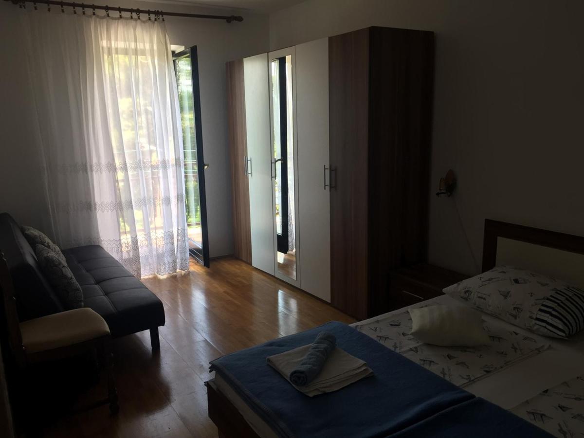 Apartments Porec Beach Area Simo Екстер'єр фото