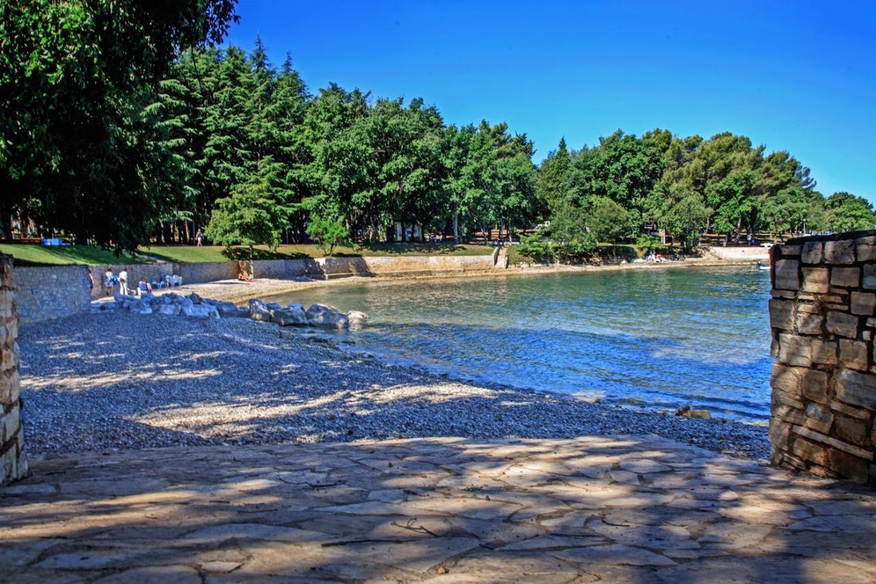 Apartments Porec Beach Area Simo Екстер'єр фото