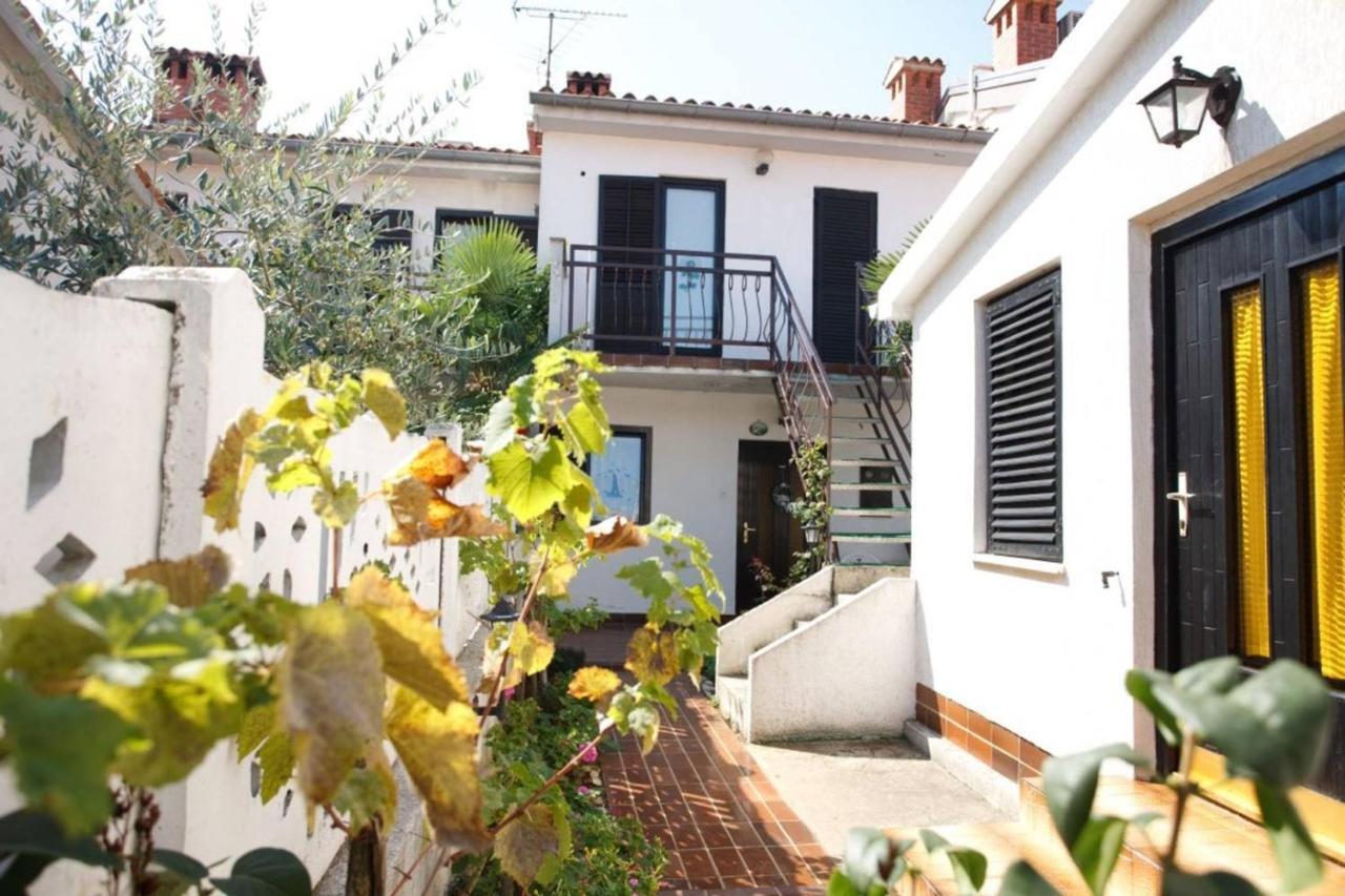 Apartments Porec Beach Area Simo Екстер'єр фото
