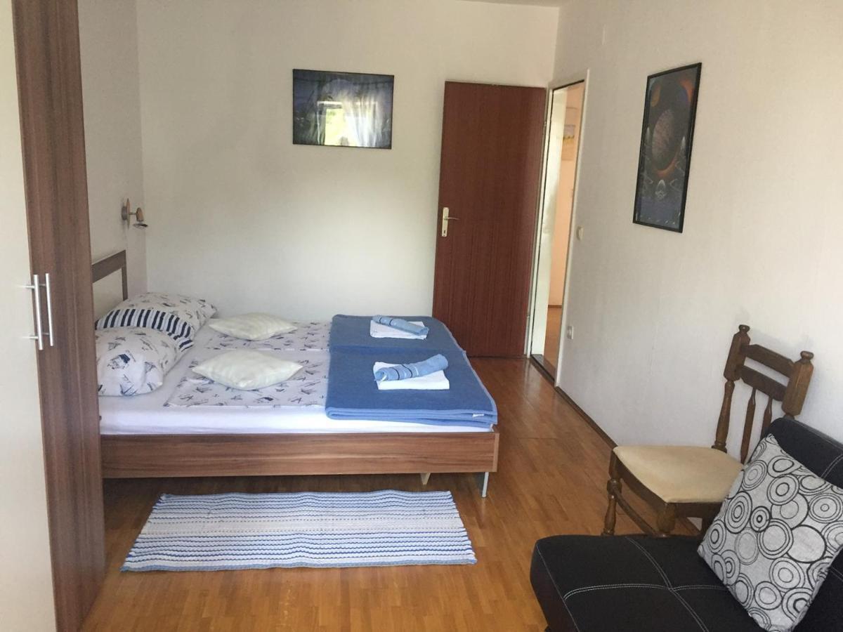 Apartments Porec Beach Area Simo Екстер'єр фото